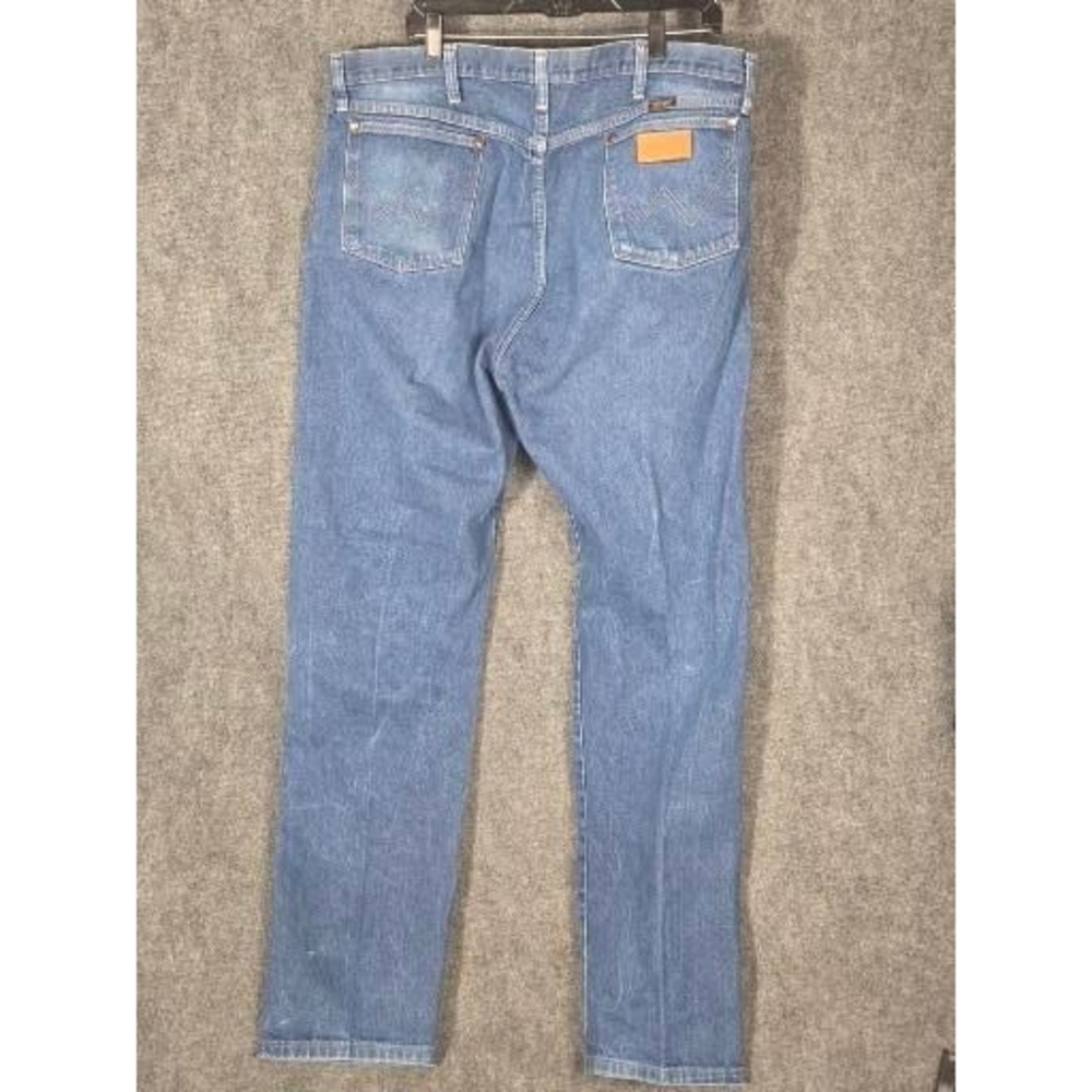 VTG Wrangler Mens Jeans 42x36 Blue Denim Classic Straight Fit Western Cowboy